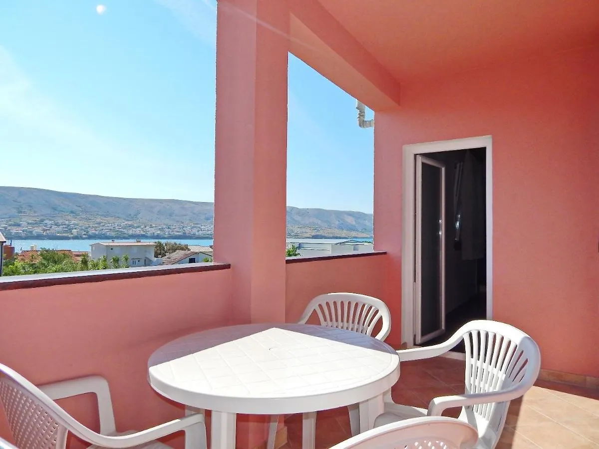 Apartments Luce - Family Friendly & Parking Pag Town